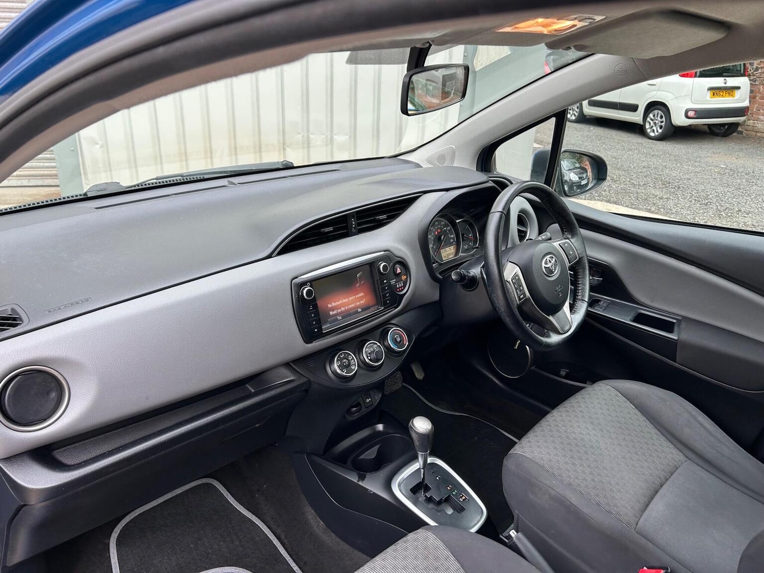 Used Toyota Yaris 2015 for sale - 77584437: Photo 14