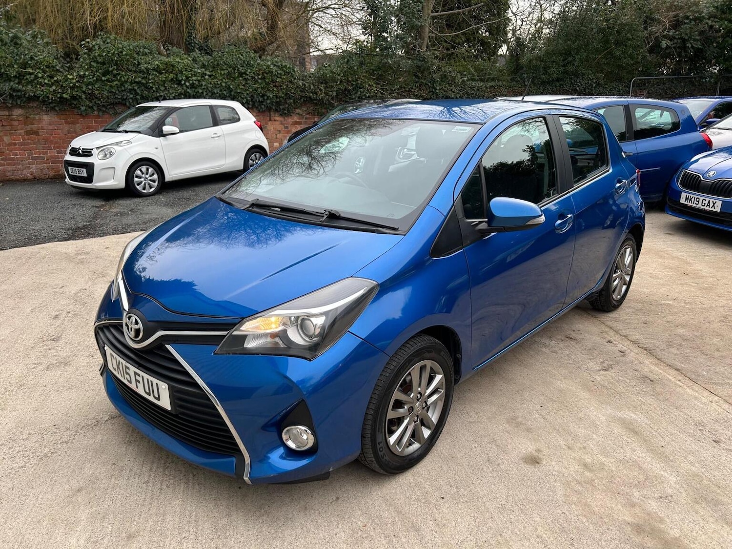 Used Toyota Yaris 2015 for sale - 77584437: Photo 3