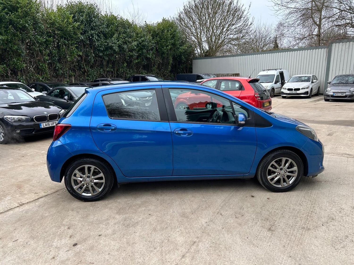 Used Toyota Yaris 2015 for sale - 77584437: Photo 8