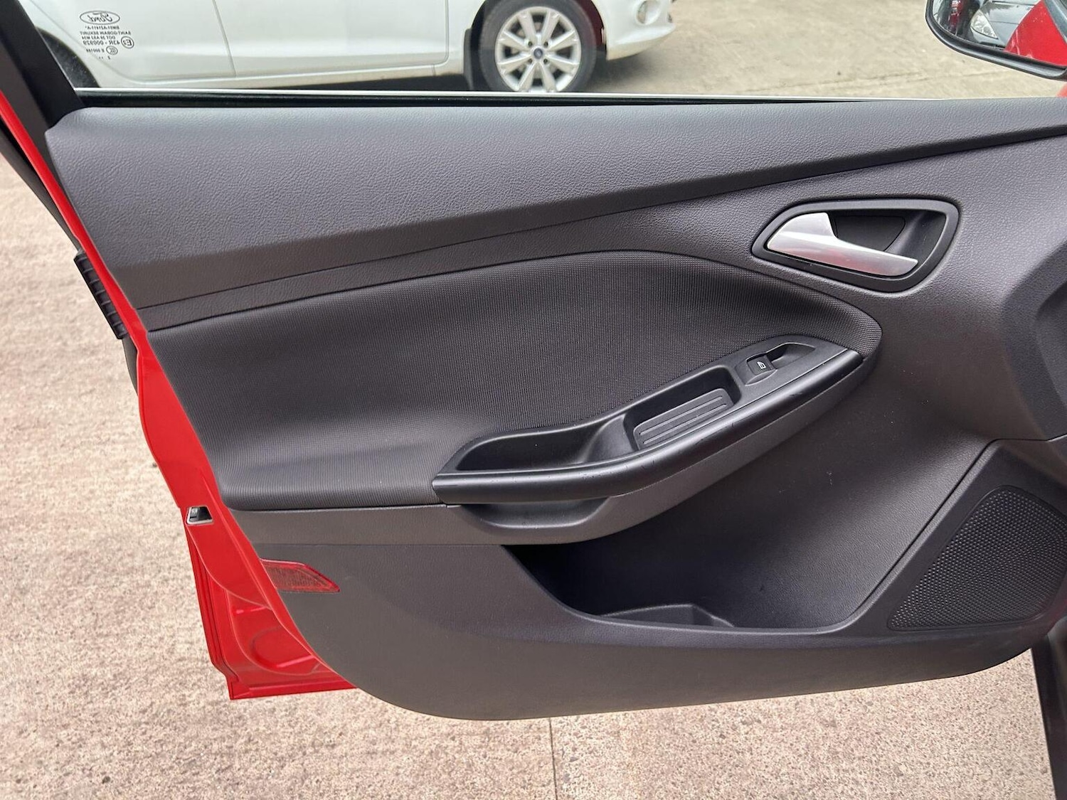 Used Ford Focus 2013 for sale - 78025729: Photo 25