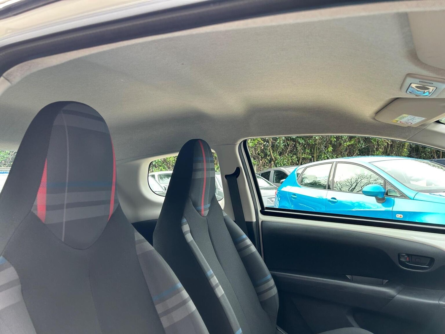 Used Peugeot 108 2014 for sale - 77584630: Photo 14