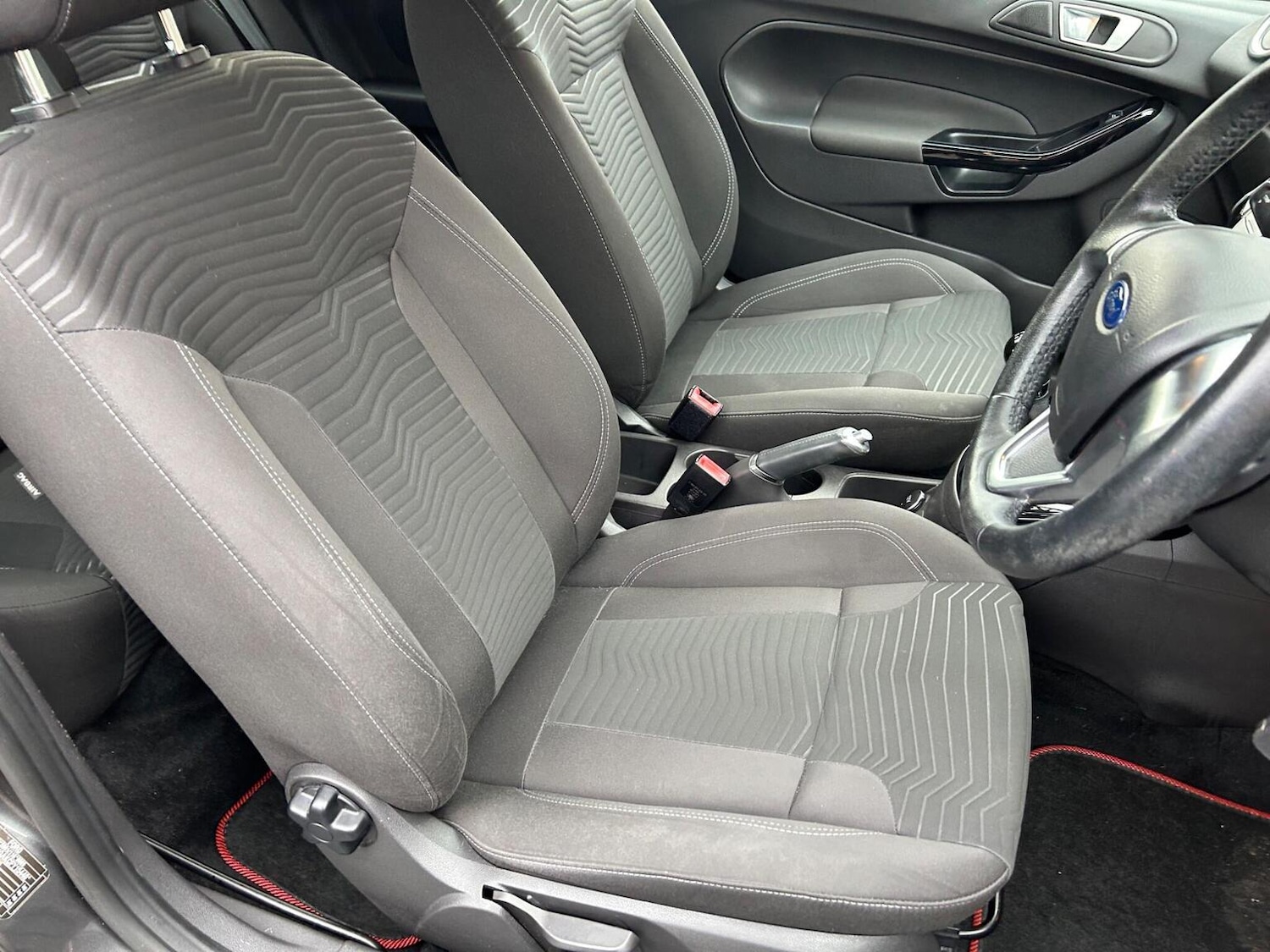 Used Ford Fiesta 2015 for sale - 76963249: Photo 14