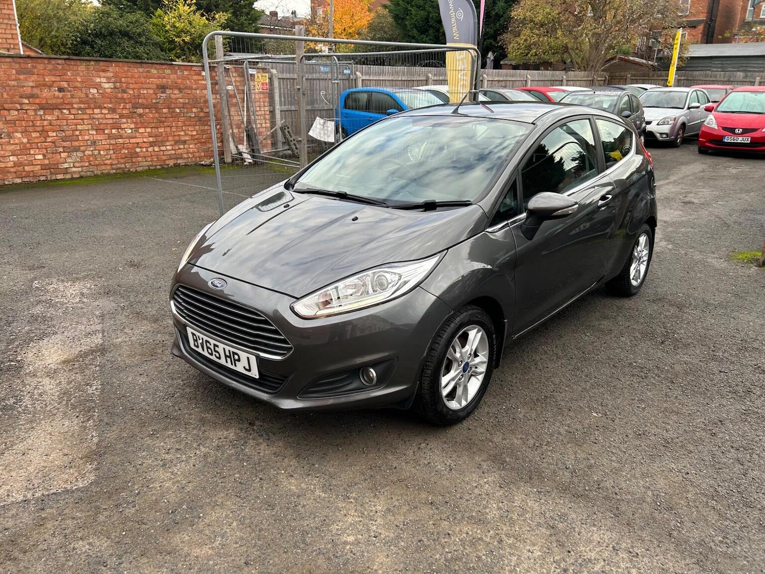 Used Ford Fiesta 2015 for sale - 76963249: Photo 3