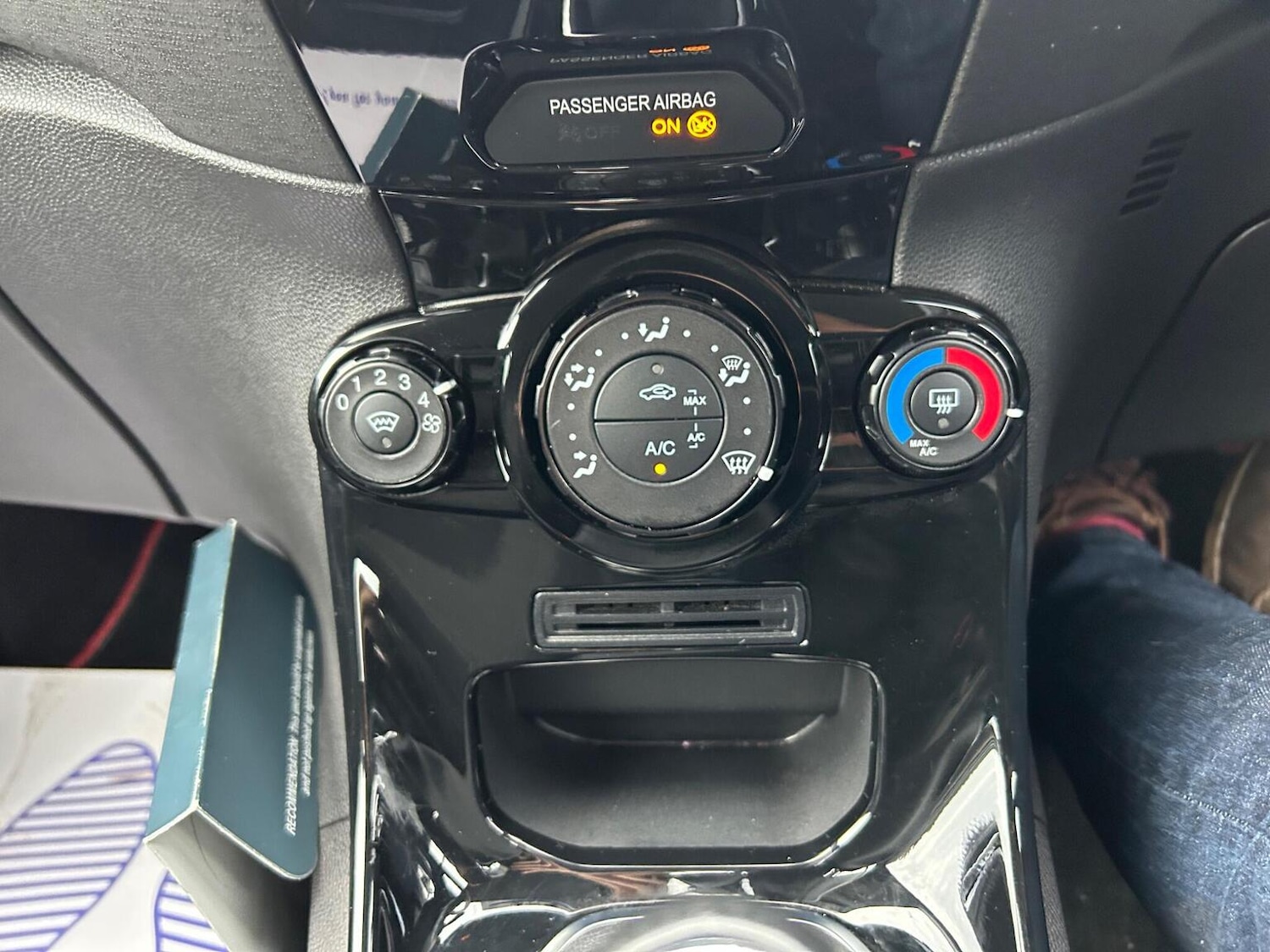 Used Ford Fiesta 2015 for sale - 76963249: Photo 41