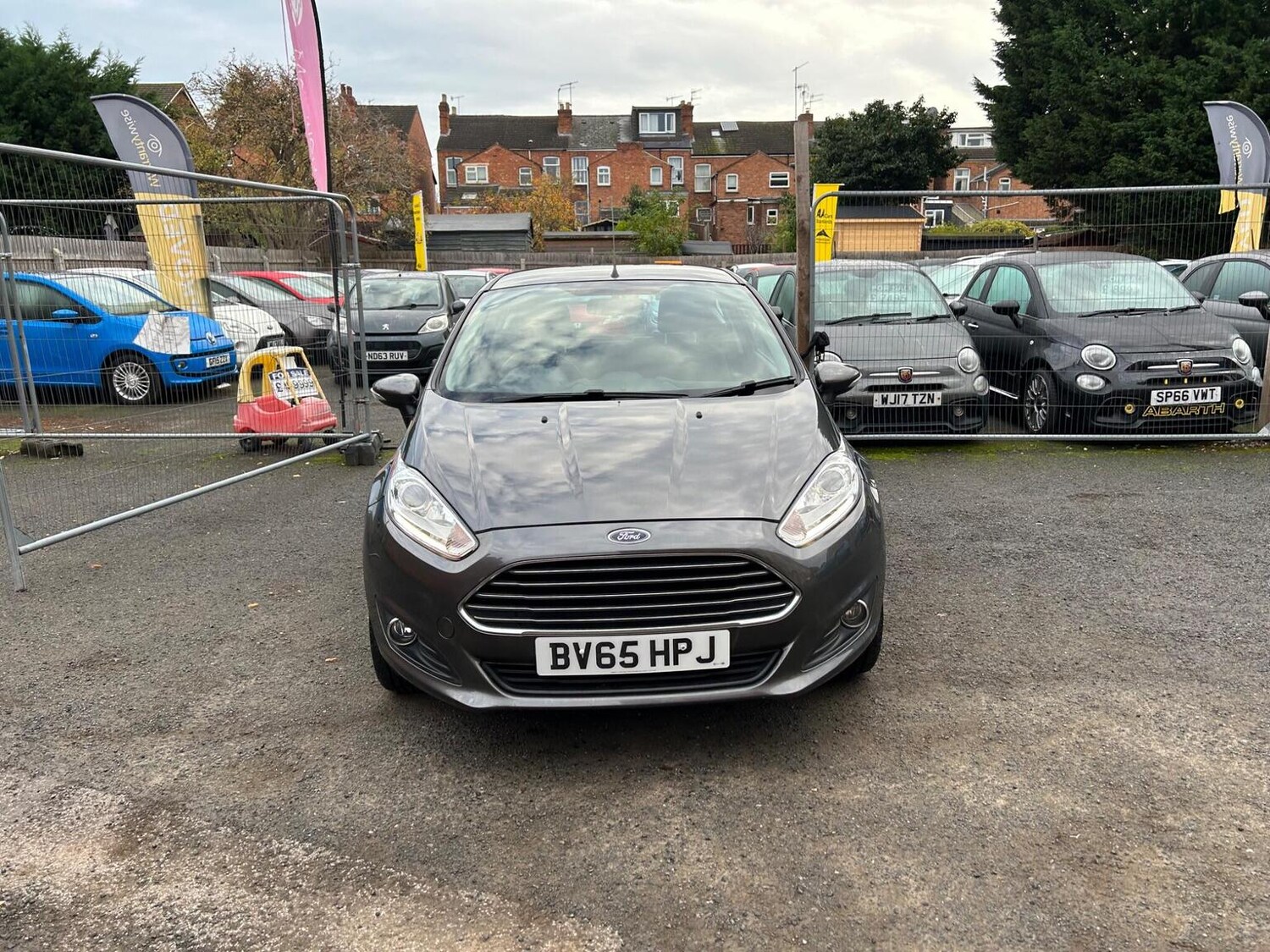 Used Ford Fiesta 2015 for sale - 76963249: Photo 5