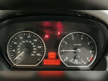 Used BMW 1 Series 2010 for sale - 78057119: Photo