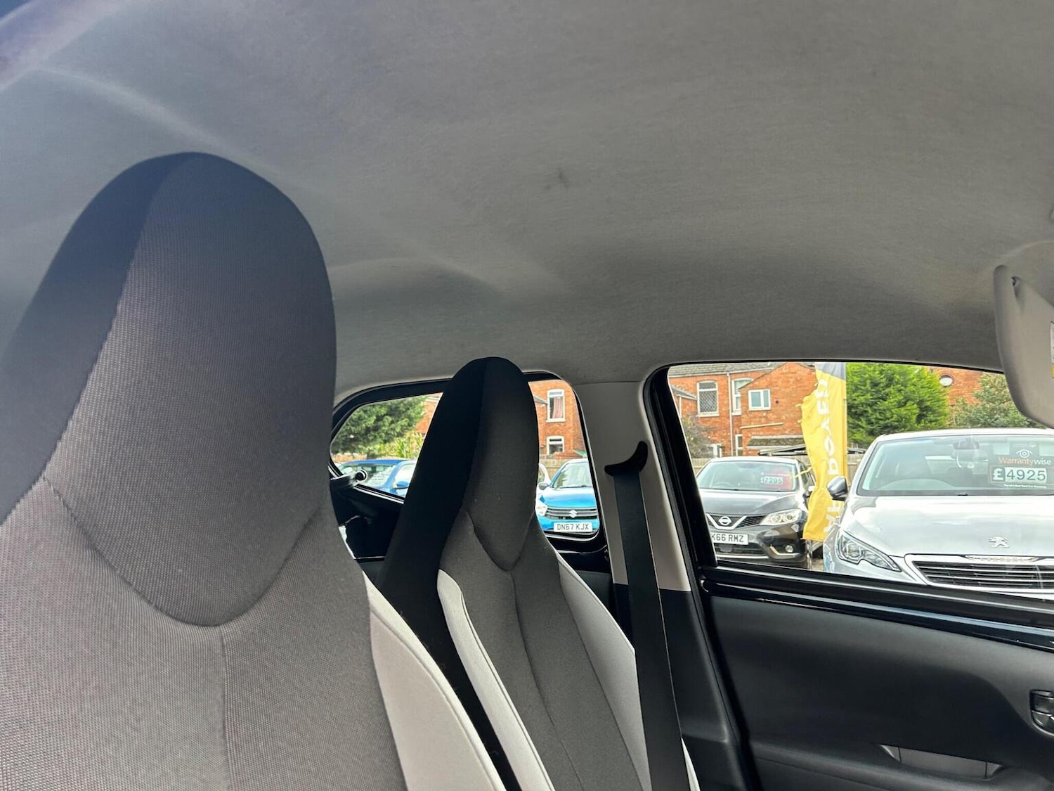 Used Toyota AYGO 2015 for sale - 76963349: Photo 18