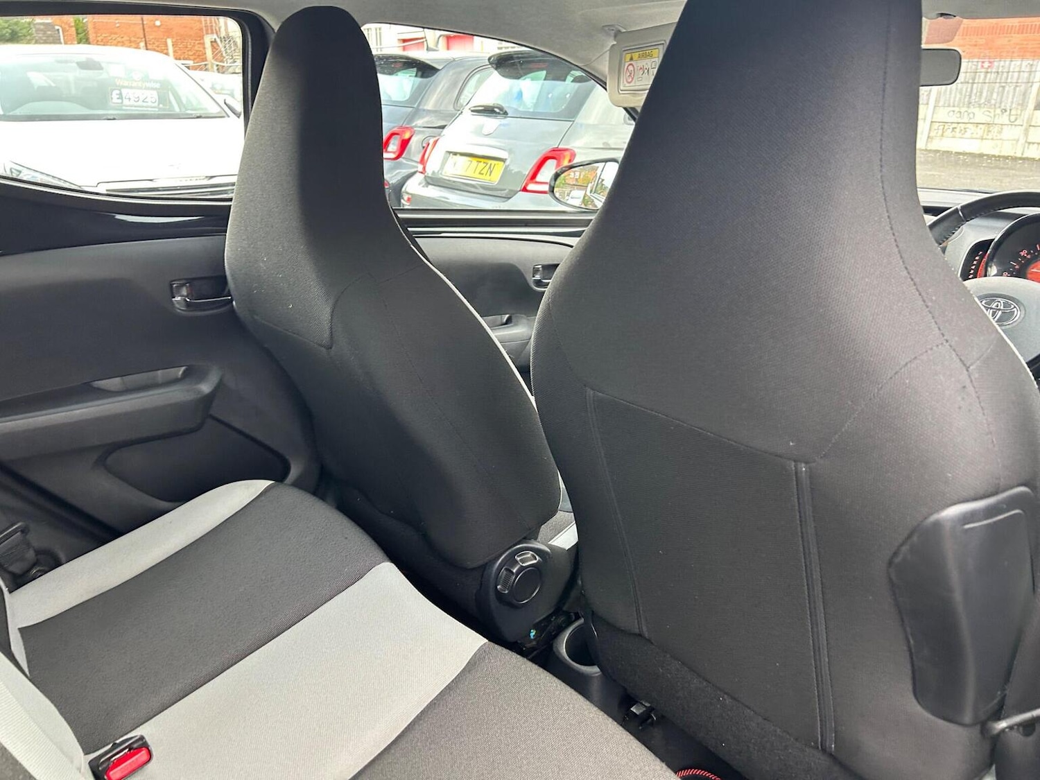 Used Toyota AYGO 2015 for sale - 76963349: Photo 19