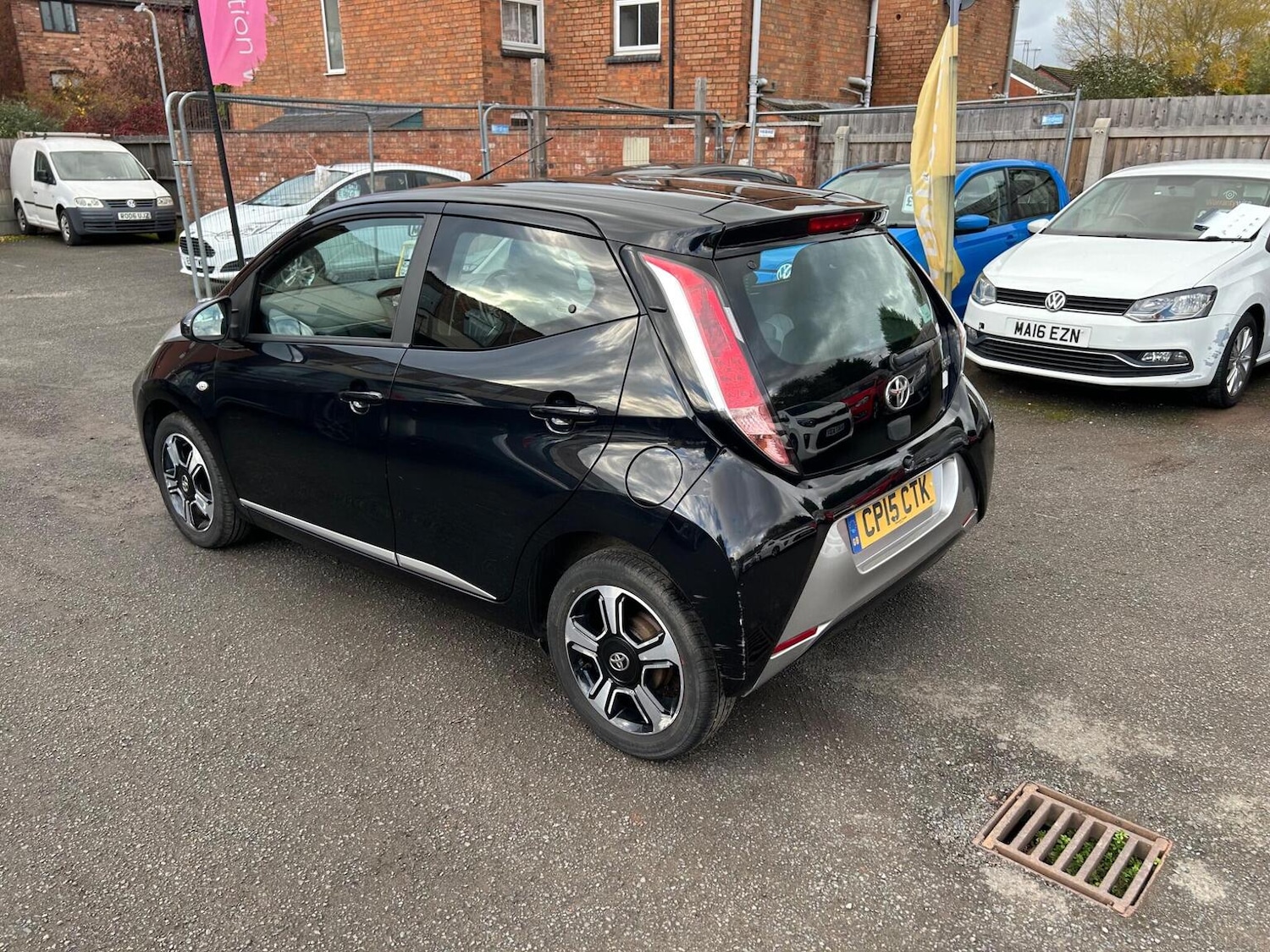 Used Toyota AYGO 2015 for sale - 76963349: Photo 4