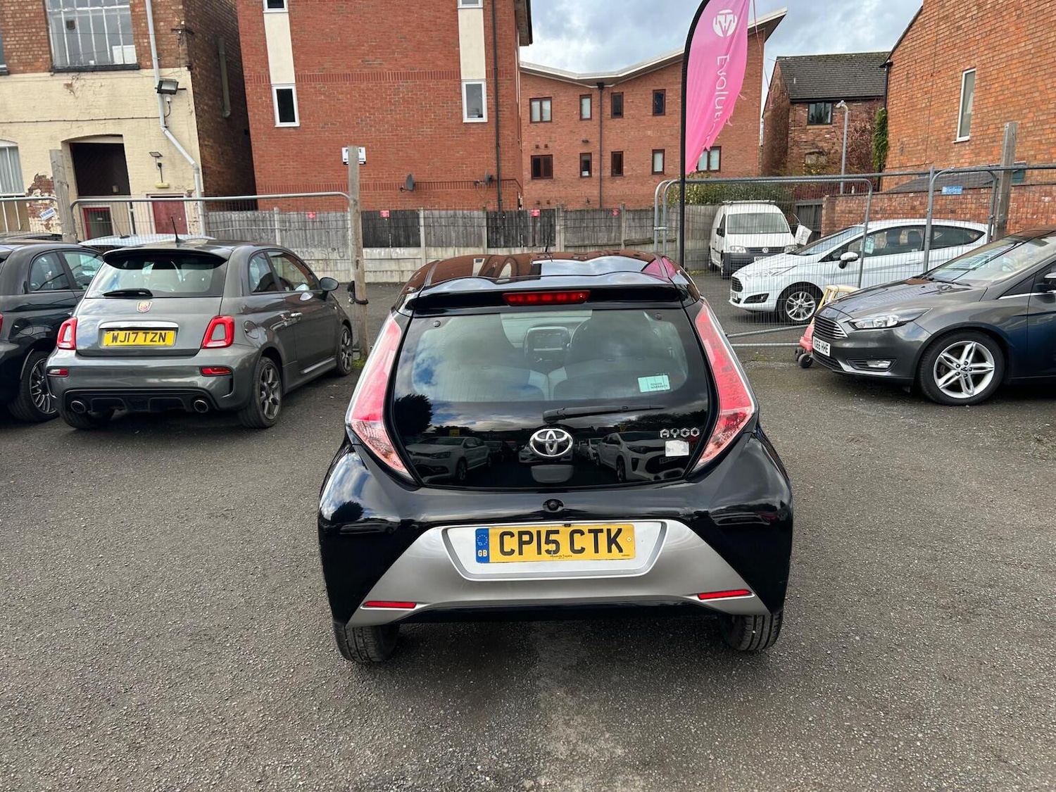 Used Toyota AYGO 2015 for sale - 76963349: Photo 8