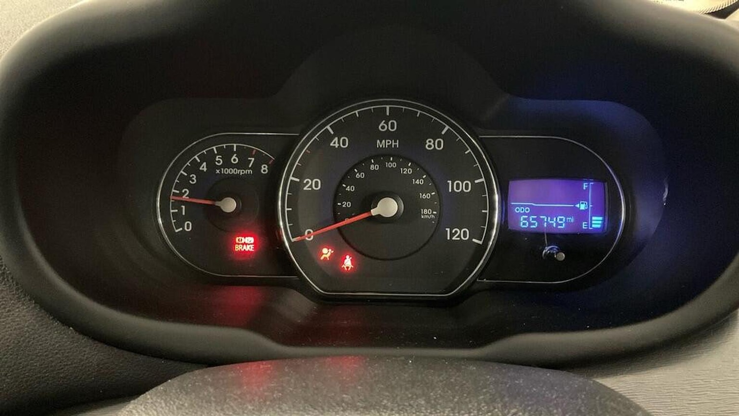 Used Hyundai i10 2013 for sale - 77080807: Photo 3