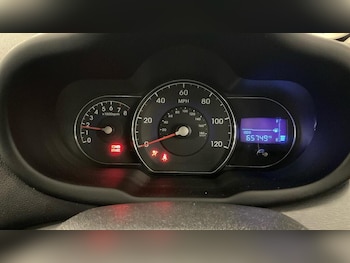 Used Hyundai i10 2013 for sale - 77080807: Photo