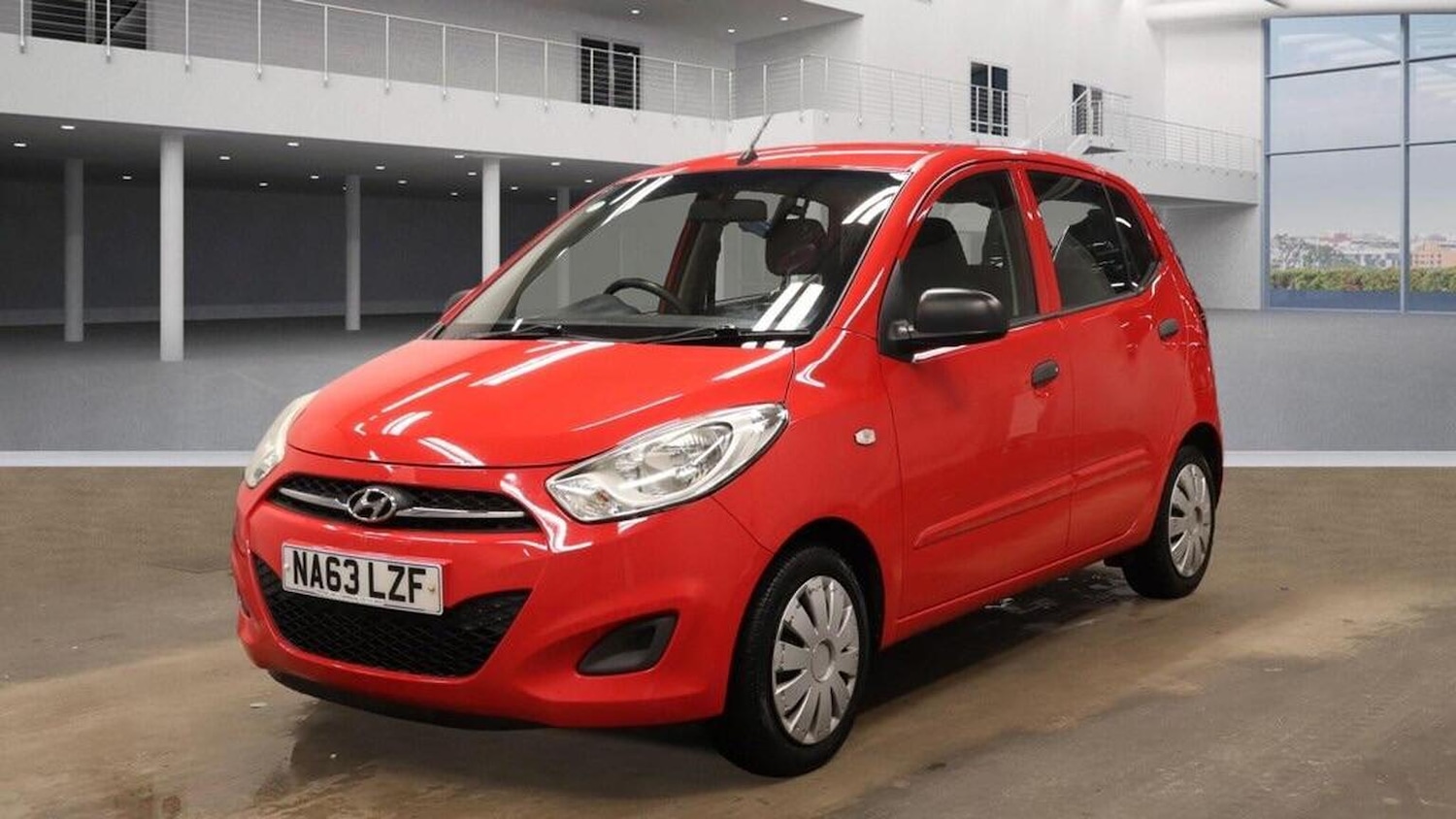 Used Hyundai i10 2013 for sale - 77080807: Photo 5