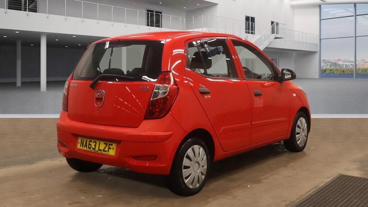 Used Hyundai i10 2013 for sale - 77080807: Photo 7