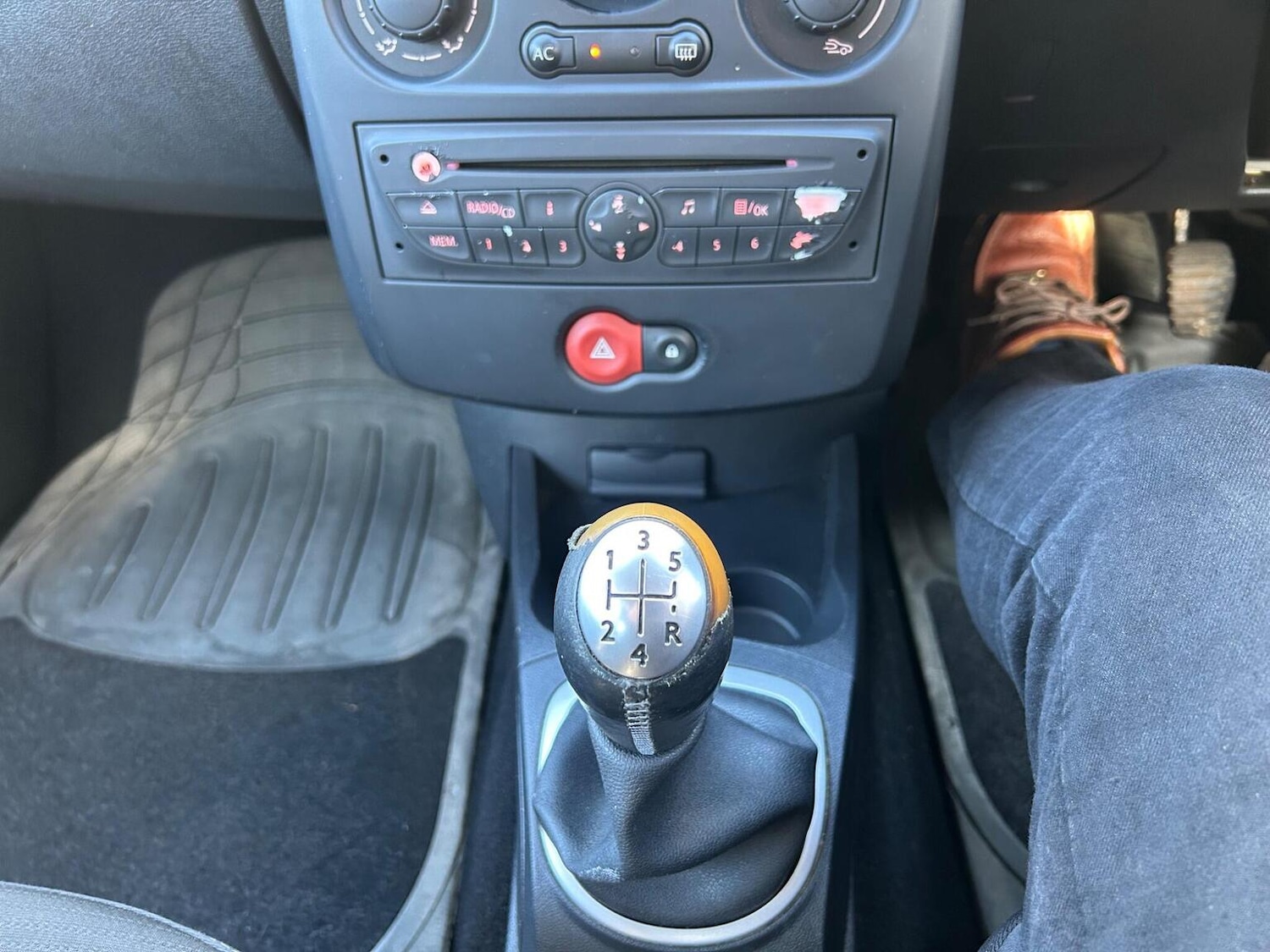 Used Renault Clio 2009 for sale - 77535944: Photo 13