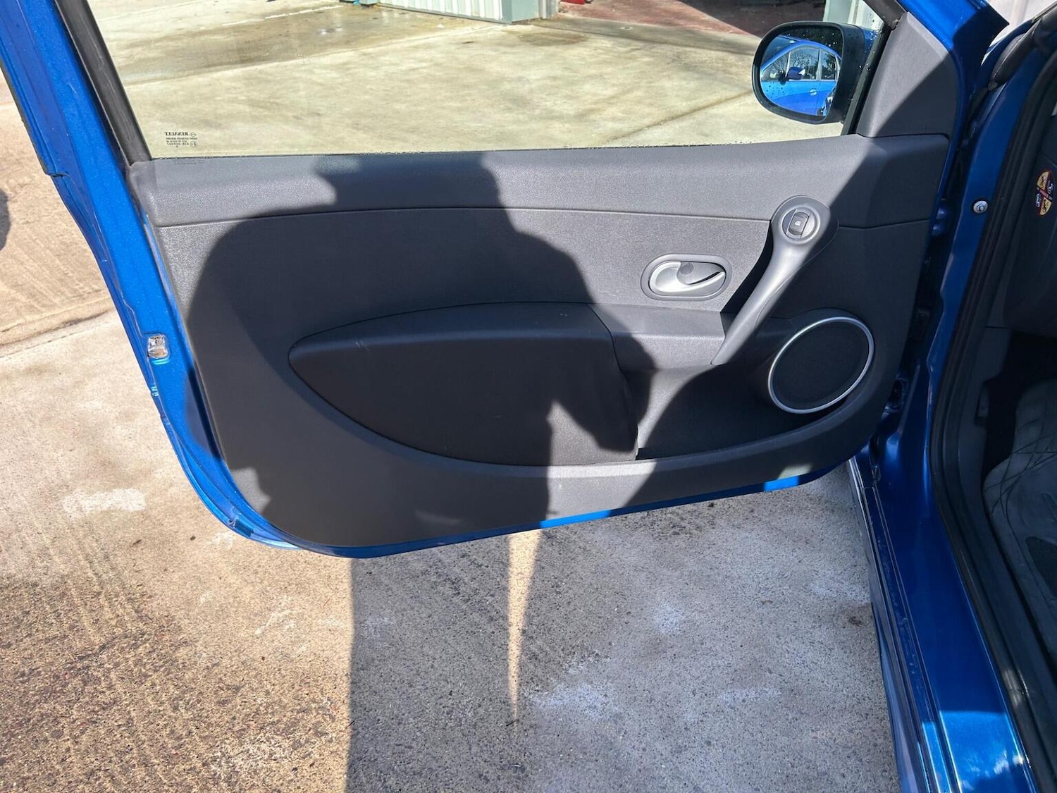 Used Renault Clio 2009 for sale - 77535944: Photo 20