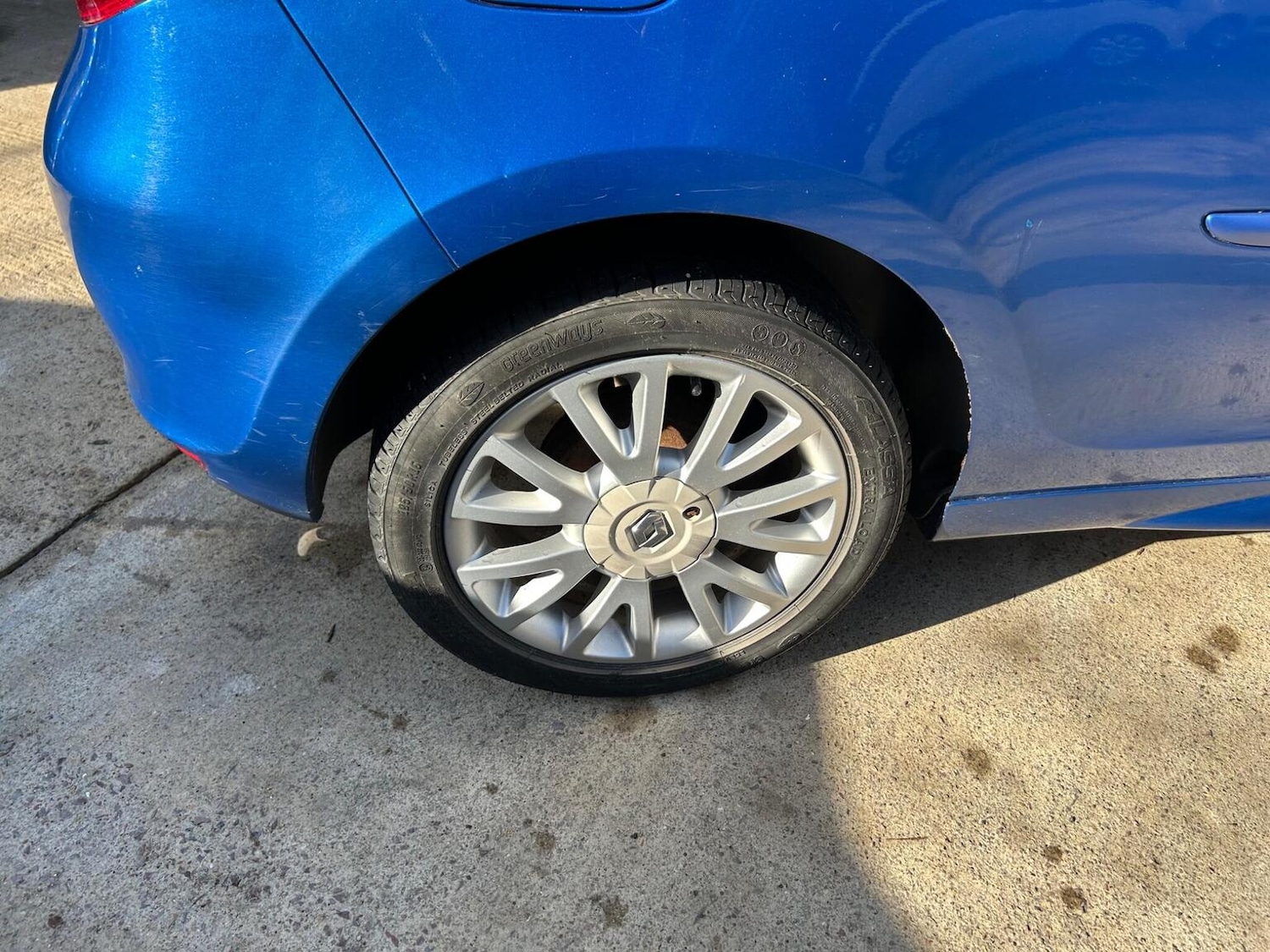 Used Renault Clio 2009 for sale - 77535944: Photo 22