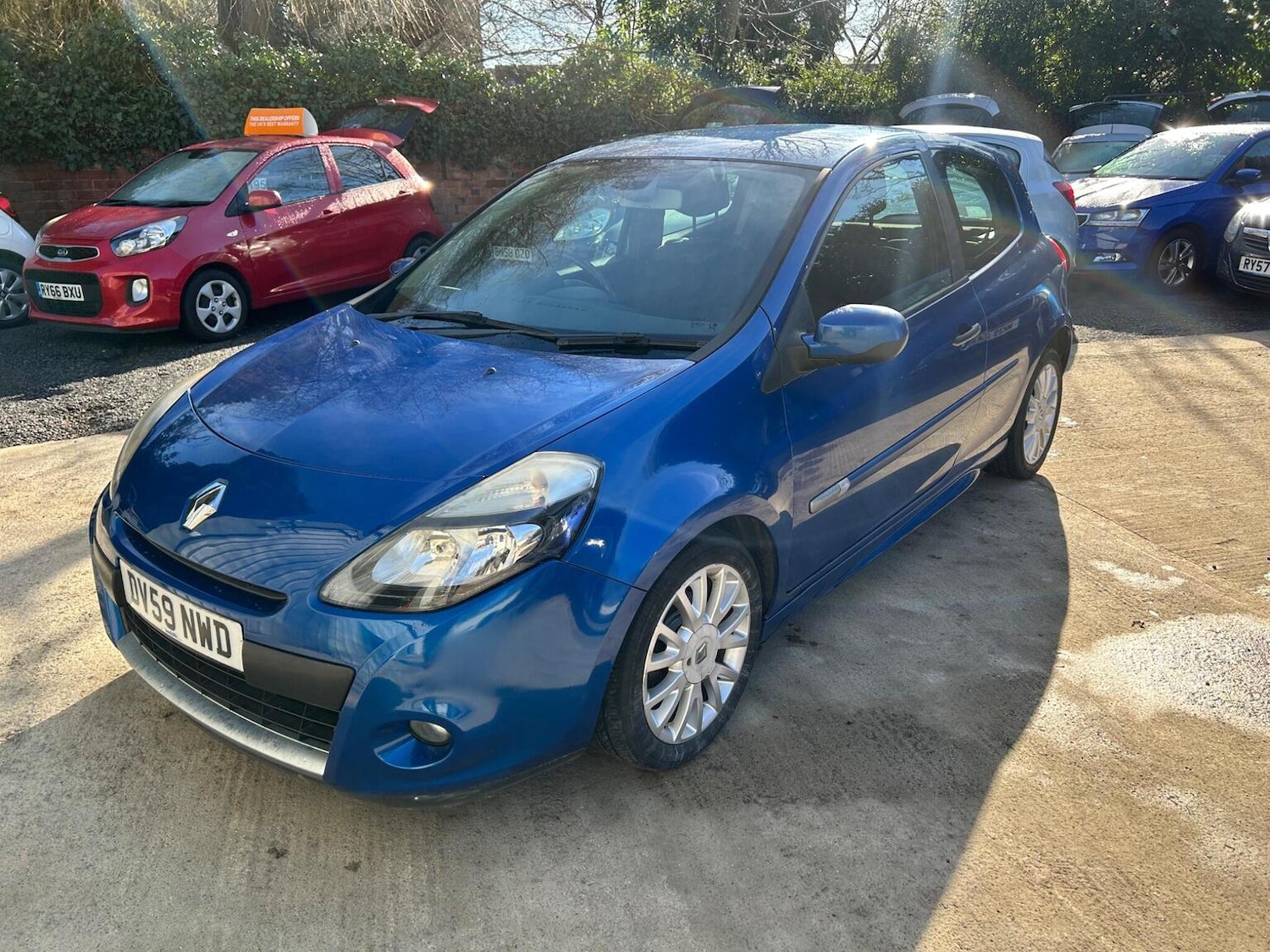 Used Renault Clio 2009 for sale - 77535944: Photo 3