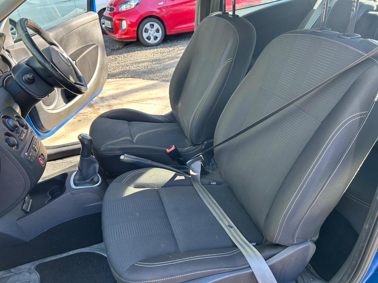 Used Renault Clio 2009 for sale - 77535944: Photo 30