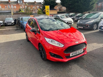 2016 - 1.0 EcoBoost 140 Zetec S Red 3dr