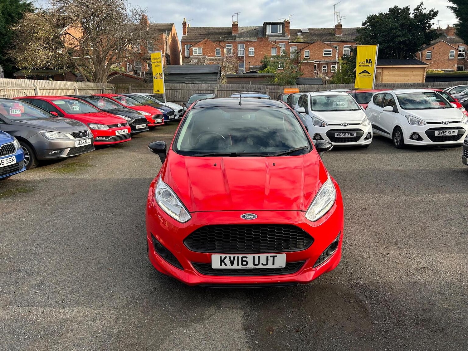 Used Ford Fiesta 2016 for sale - 76963302: Photo 2