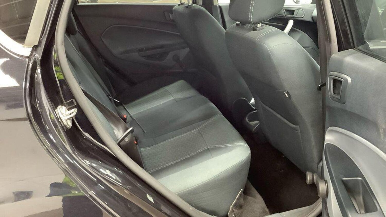 Used Ford Fiesta 2010 for sale - 77906581: Photo 10