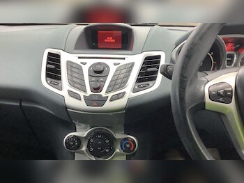 Used Ford Fiesta 2010 for sale - 77906581: Photo