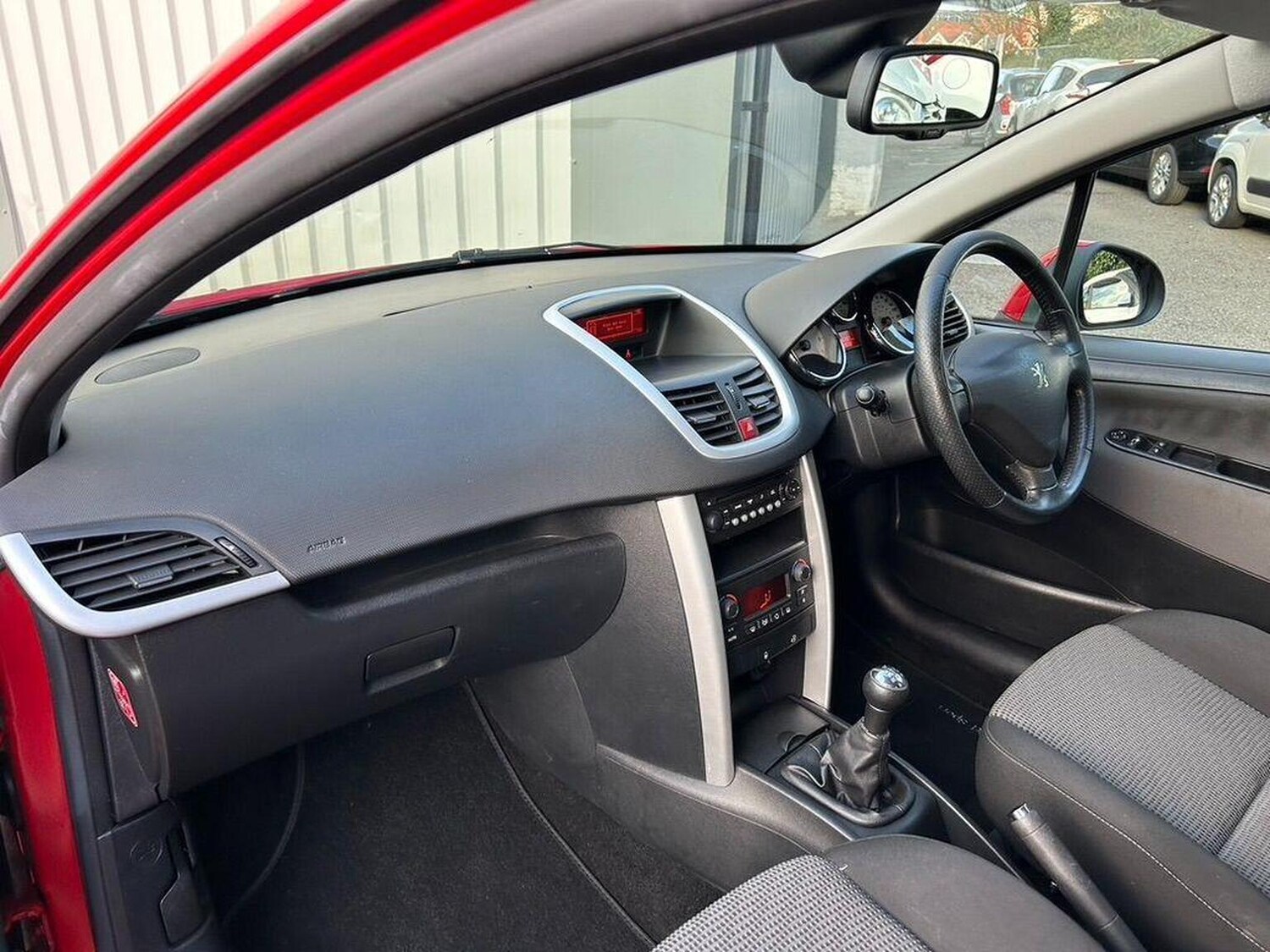 Used Peugeot 207 2009 for sale - 77729602: Photo 13