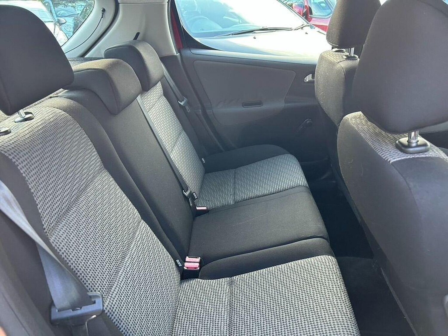 Used Peugeot 207 2009 for sale - 77729602: Photo 16