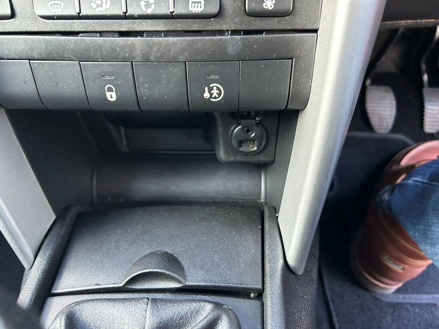 Used Peugeot 207 2009 for sale - 77729602: Photo 19