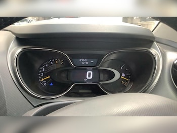 Used Renault Captur 2016 for sale - 79410672: Photo