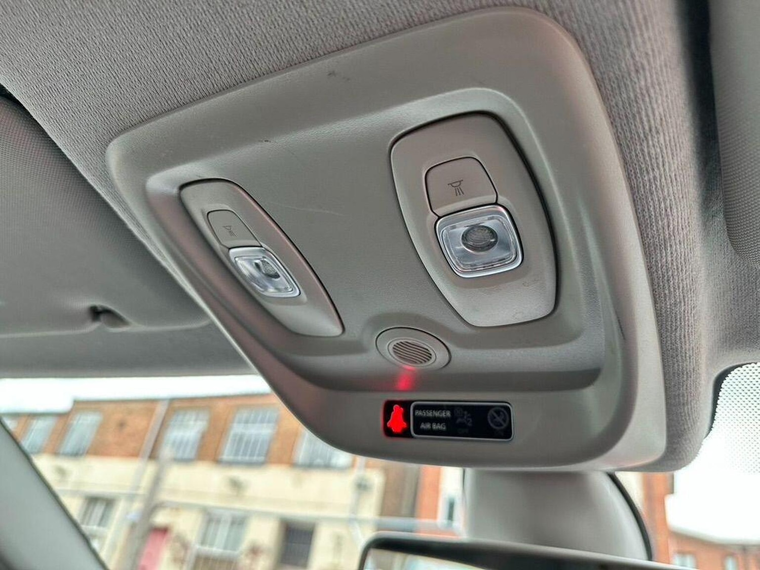 Used Renault Clio 2018 for sale - 76963417: Photo 22