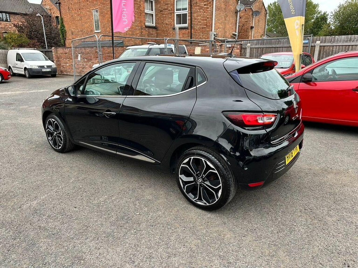 Used Renault Clio 2018 for sale - 76963417: Photo 4