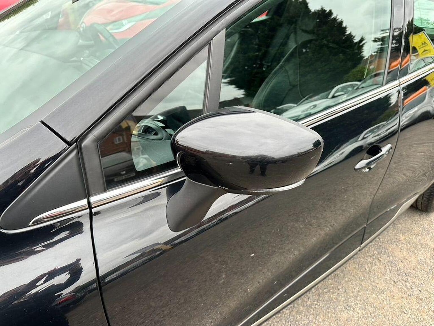 Used Renault Clio 2018 for sale - 76963417: Photo 40