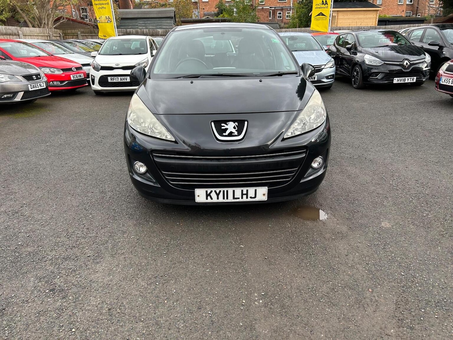 Used Peugeot 207 2011 for sale - 76963232: Photo 6