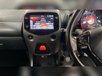 Used Toyota AYGO 2020 for sale - 78758732: Photo