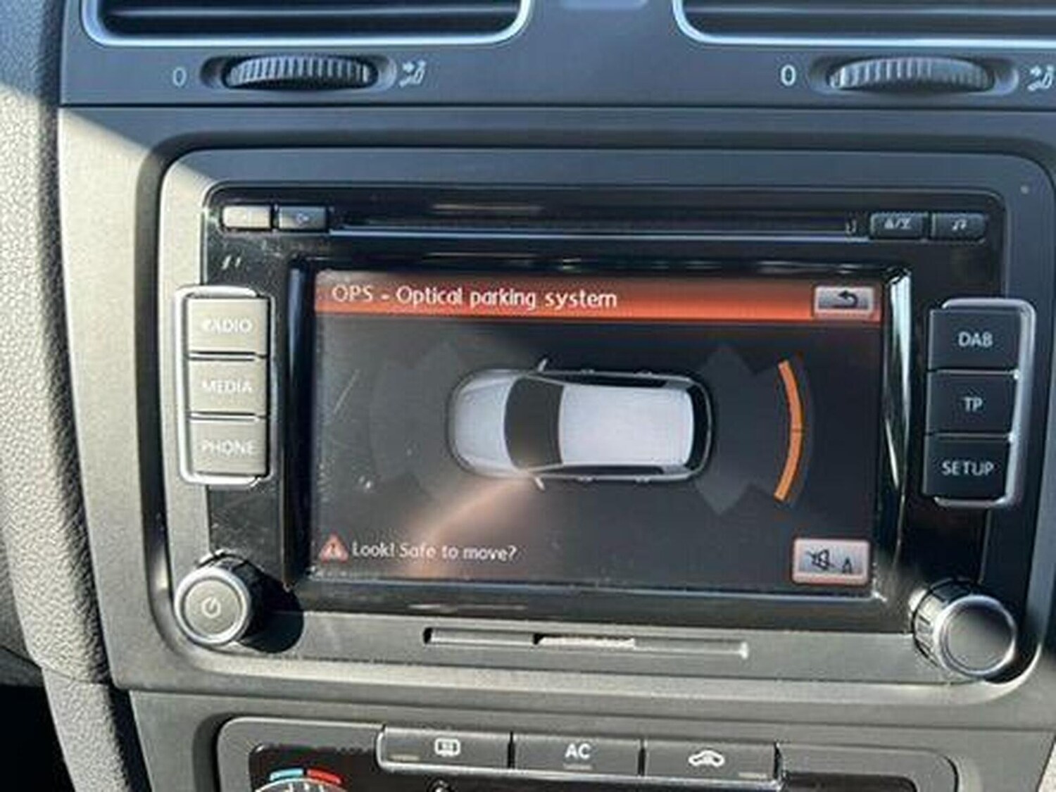 Used Volkswagen Golf 2012 for sale - 77962014: Photo 38