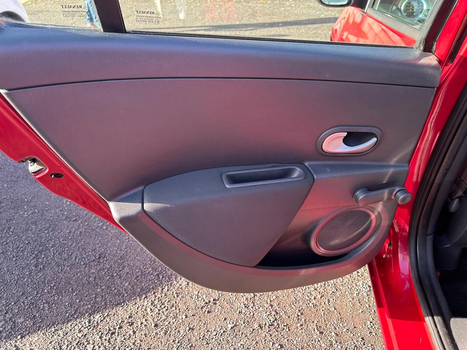 Used Renault Clio 2010 for sale - 77735717: Photo 28