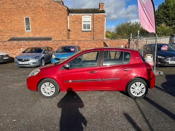 Used Renault Clio 2010 for sale - 77735717: Photo