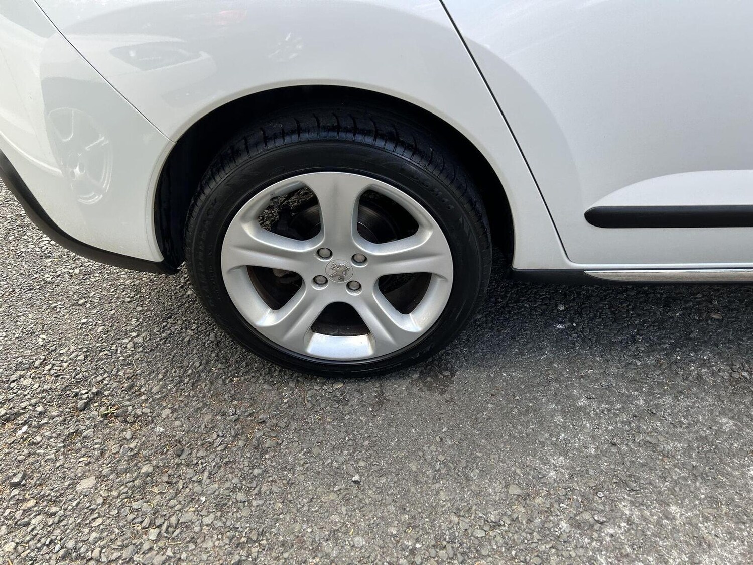 Used Peugeot 3008 2013 for sale - 78125219: Photo 31