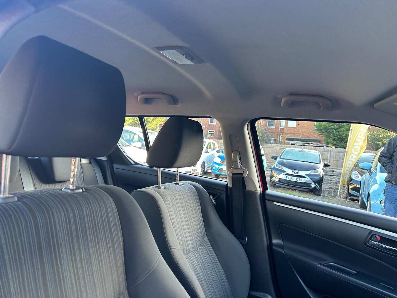 Used Suzuki Swift 2015 for sale - 76963286: Photo 15