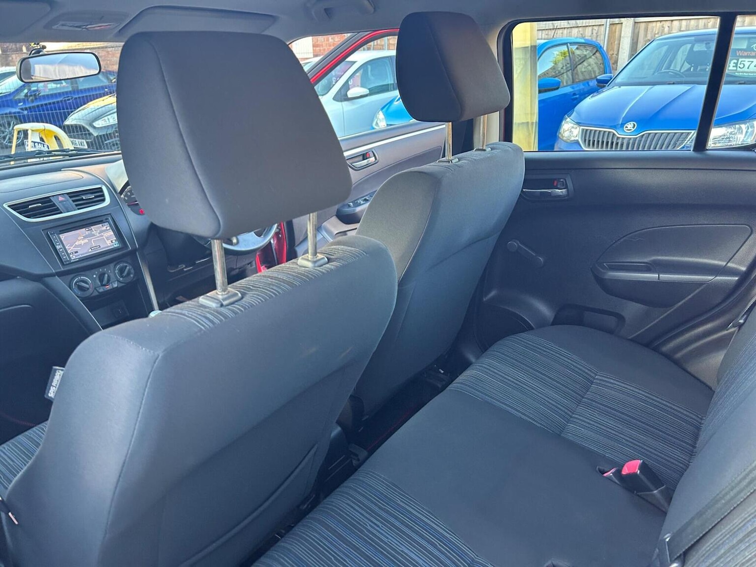 Used Suzuki Swift 2015 for sale - 76963286: Photo 18