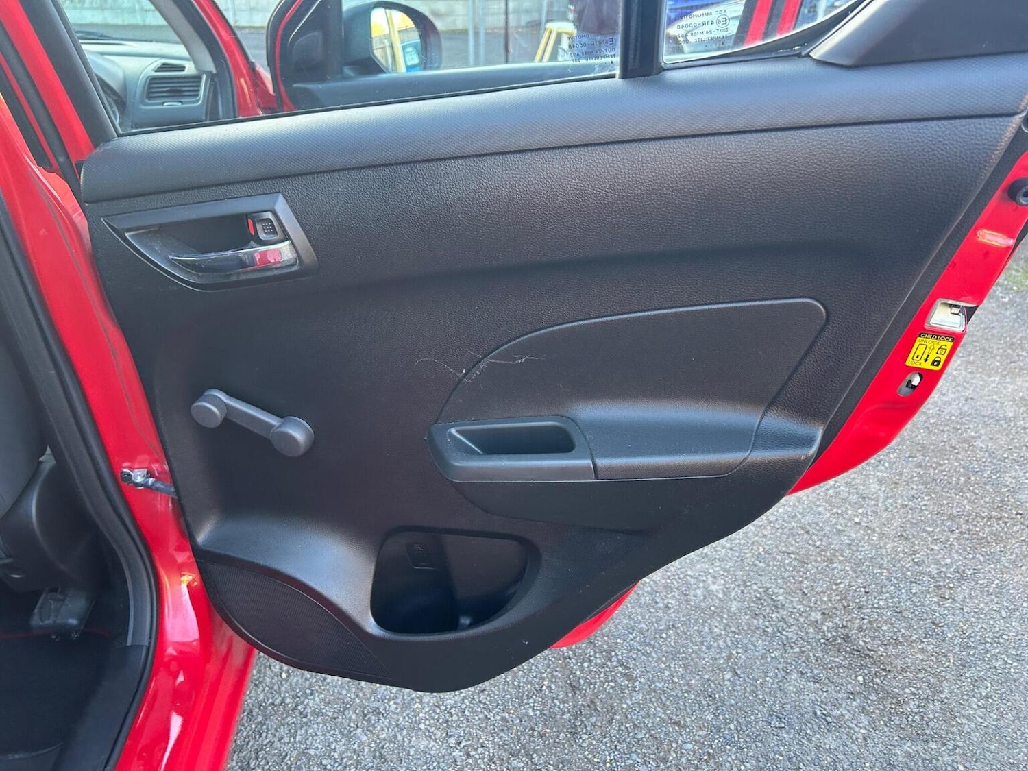 Used Suzuki Swift 2015 for sale - 76963286: Photo 26