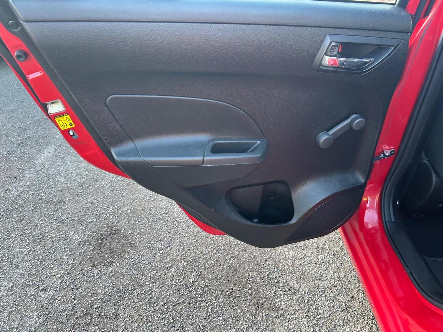 Used Suzuki Swift 2015 for sale - 76963286: Photo 27