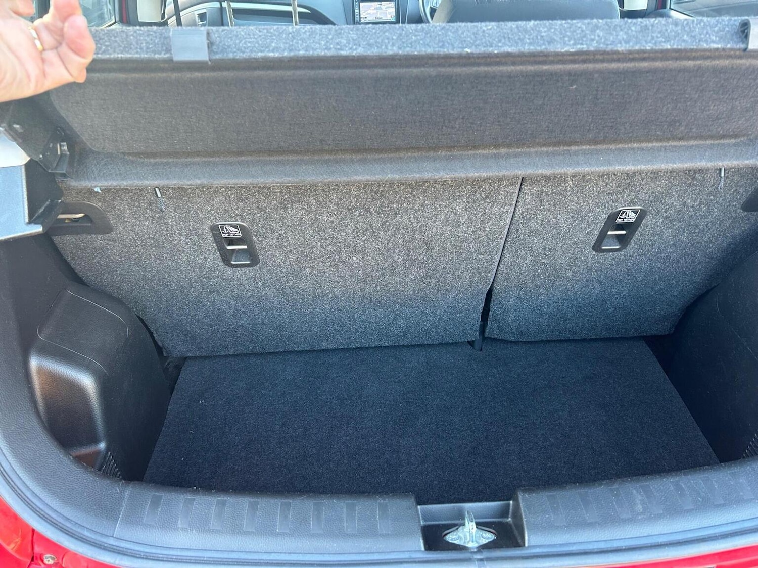 Used Suzuki Swift 2015 for sale - 76963286: Photo 37