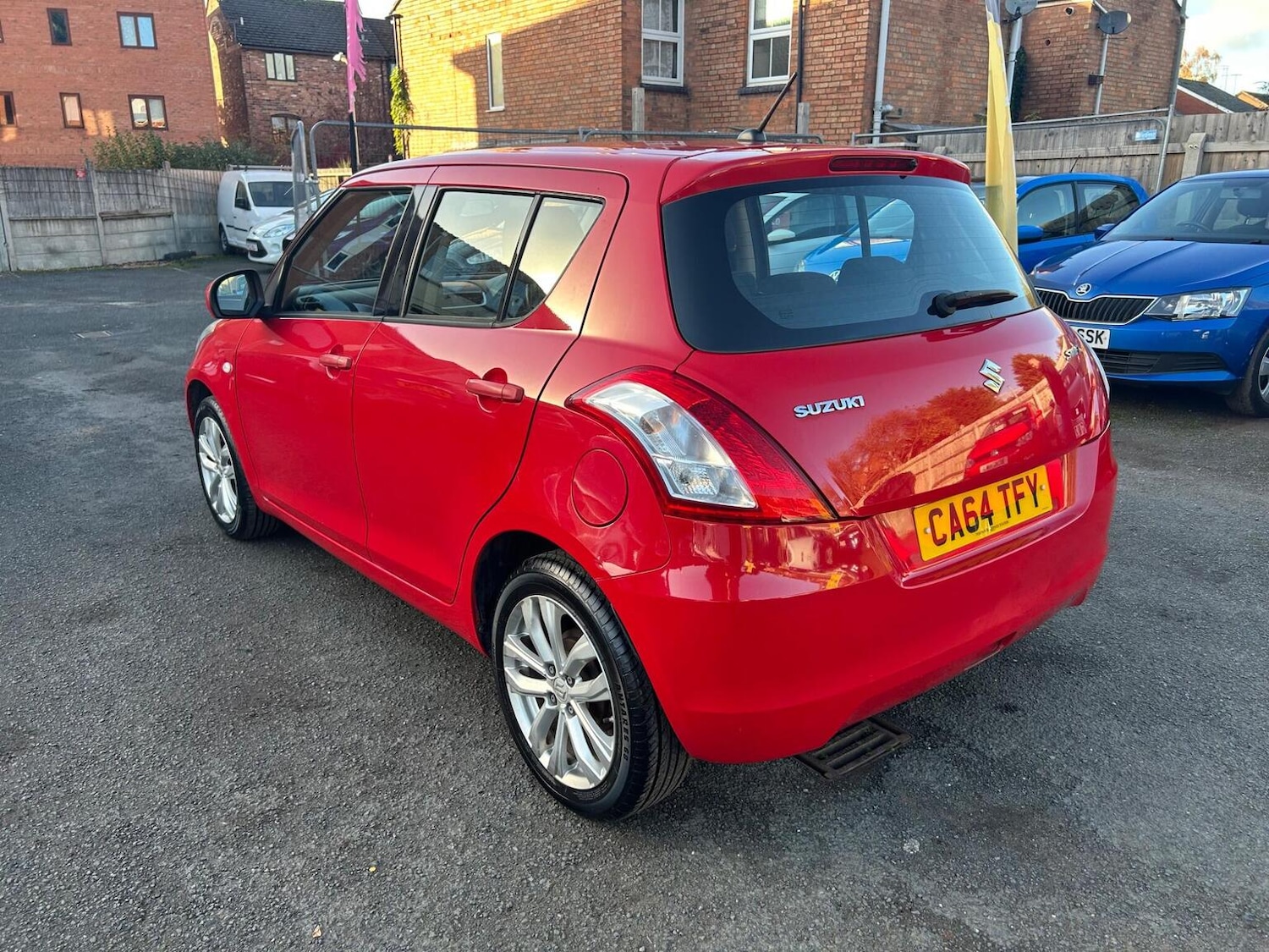 Used Suzuki Swift 2015 for sale - 76963286: Photo 4