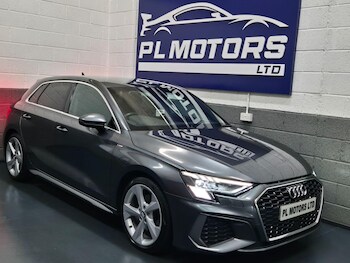 Used Audi A3 2020 for sale - 76121504: Photo