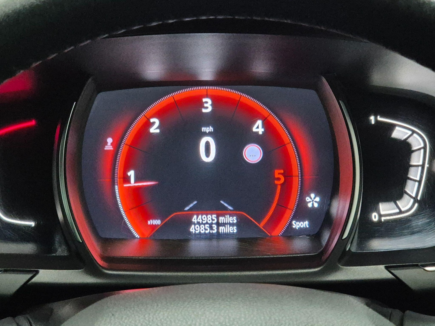 Used Renault Scenic 2018 for sale - 76499771: Photo 30