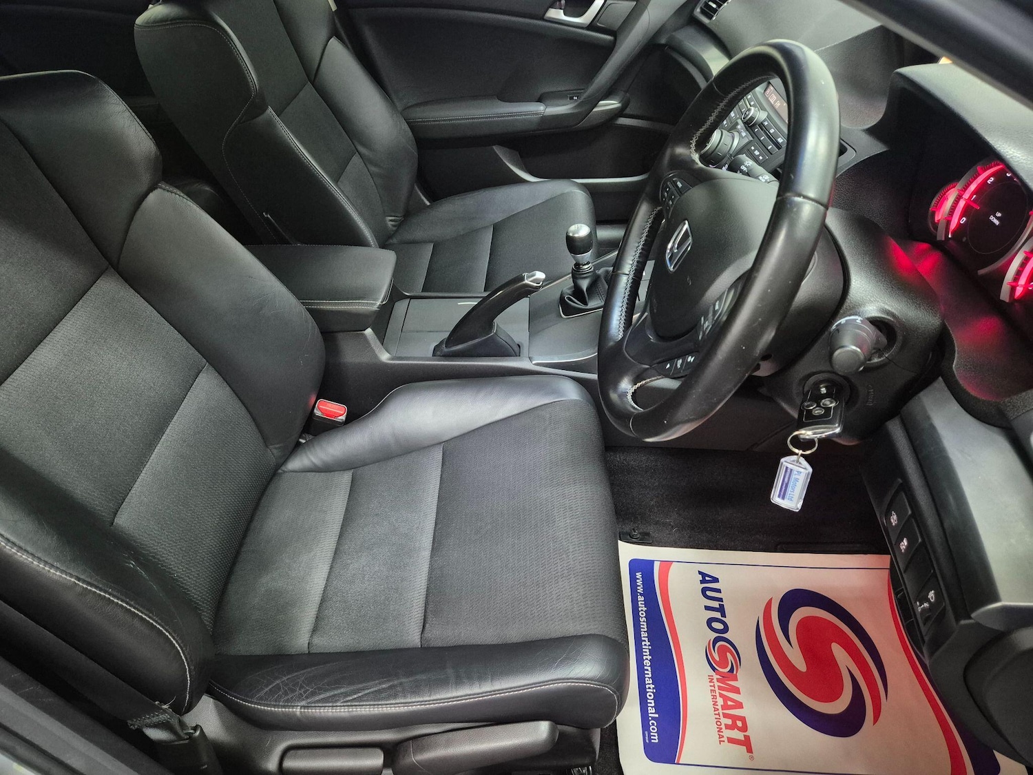 Used Honda Accord 2014 for sale - 76499542: Photo 7