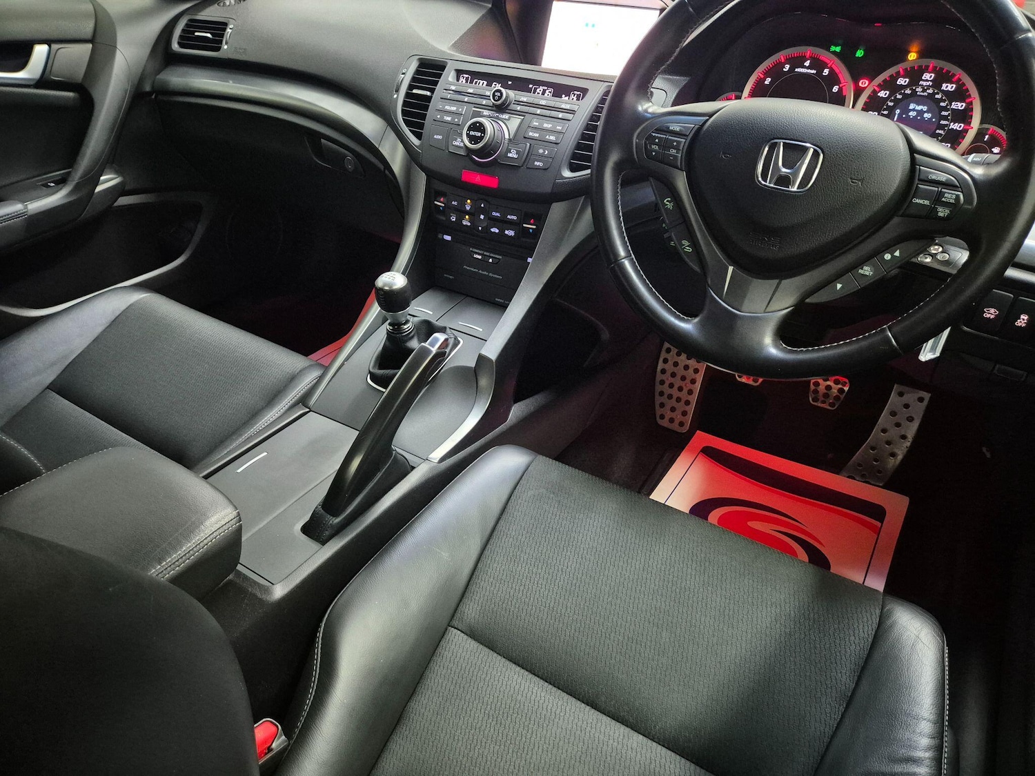 Used Honda Accord 2014 for sale - 76499542: Photo 9